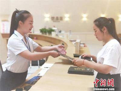 敦煌旅游服務新篇章 首個旅游集散中心正式投用，為絲路明珠再添華彩